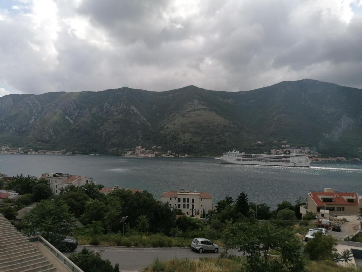Villa Milla Kotor Exteriör bild